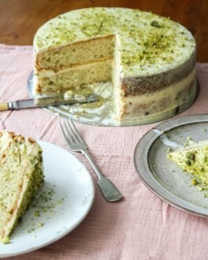 Lime & Pistachio Cake