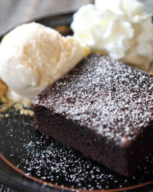 brownie with ice cream